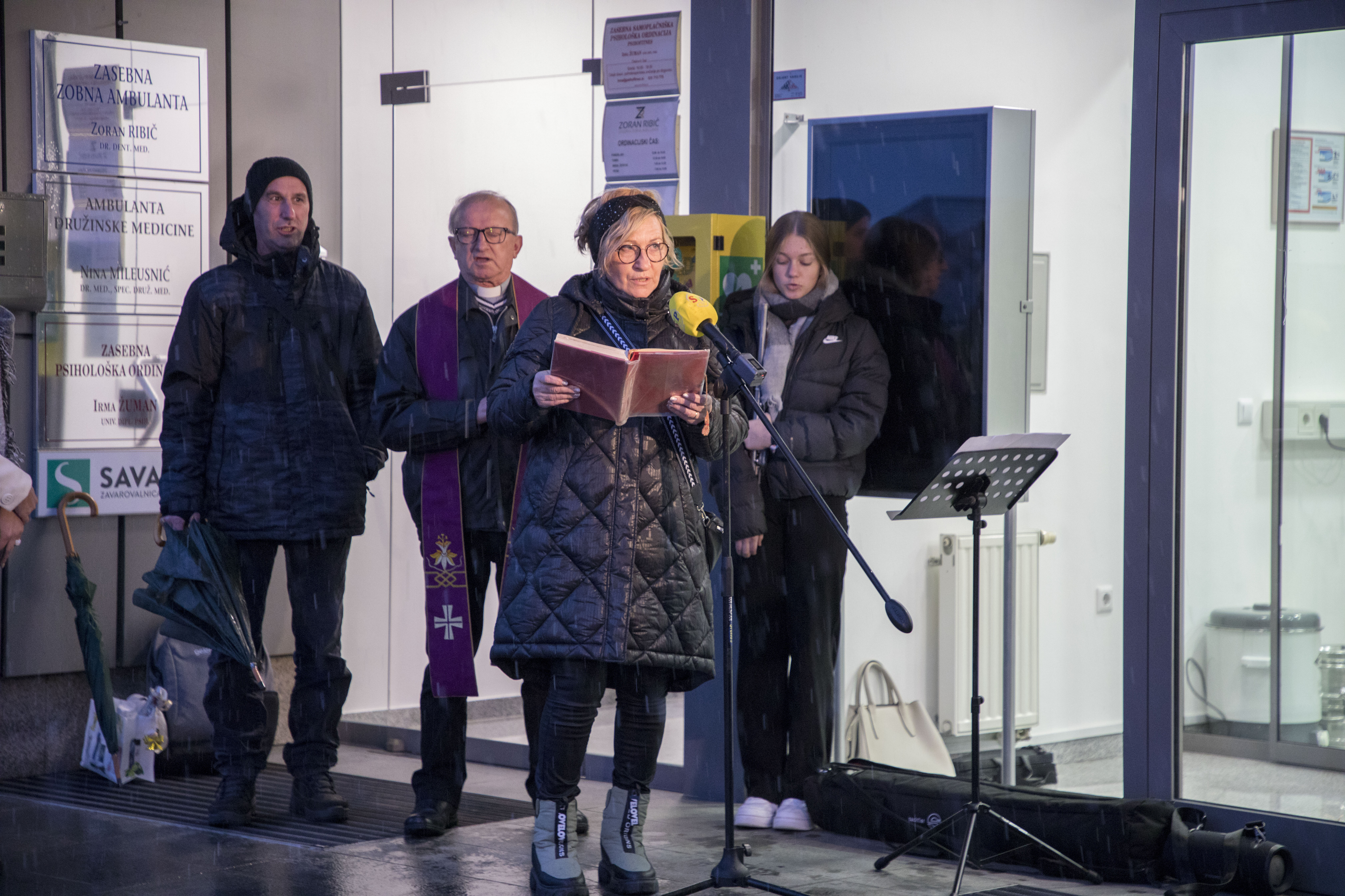 BlagoslovAdventnegaVencaDornava2023 (3)